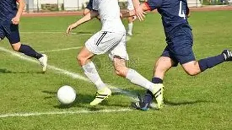 詹姆斯持续抨击警方暴力对待黑人：心中仍存愤怒